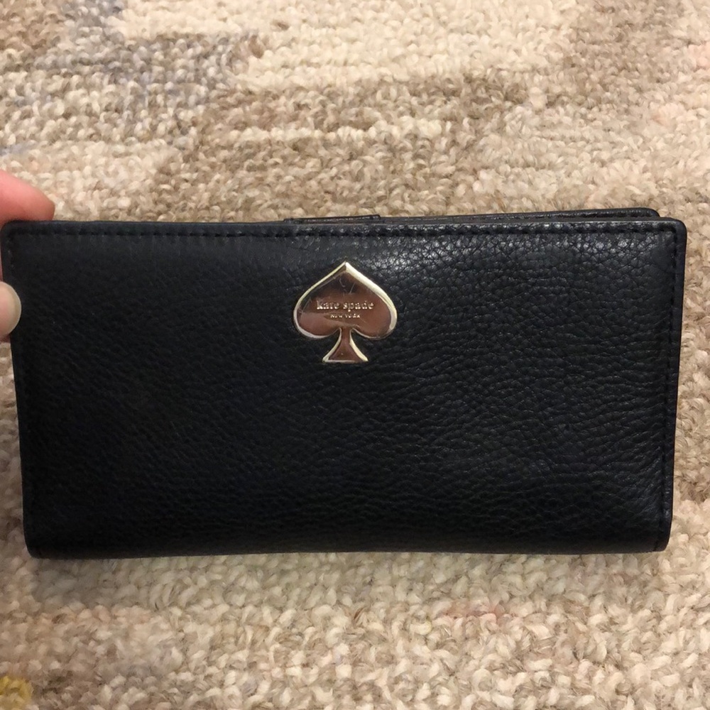 Kate Spade Black Leather Wallet ♠️